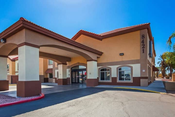Hotel 16 of 16